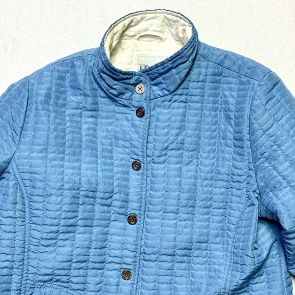Vintage Women’s Light Blue Quilted Stand-Collar Puffer Jacket - Picture 2 of 9